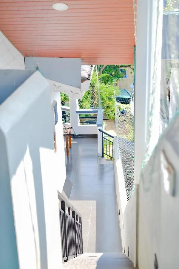 Silva'S Residence 니곰보 게스트하우스